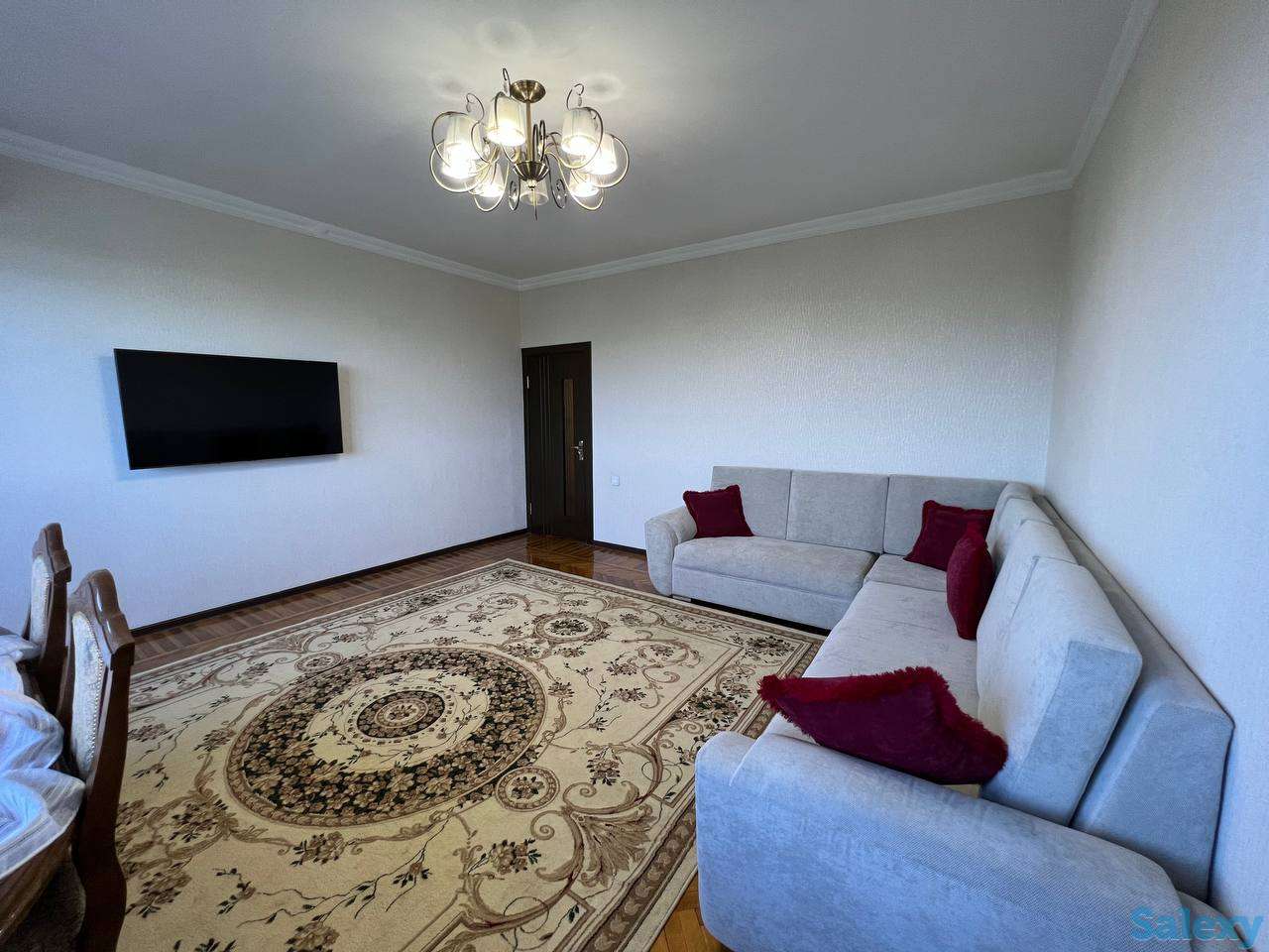 Продаю 4 комнатную квартиру на Дружбе Народов, напротив Олий Мажлиса, фотография 1