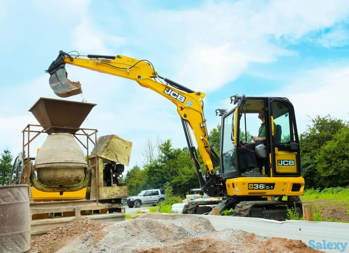 Мини-экскаватор JCB 36C-1, фотография 1