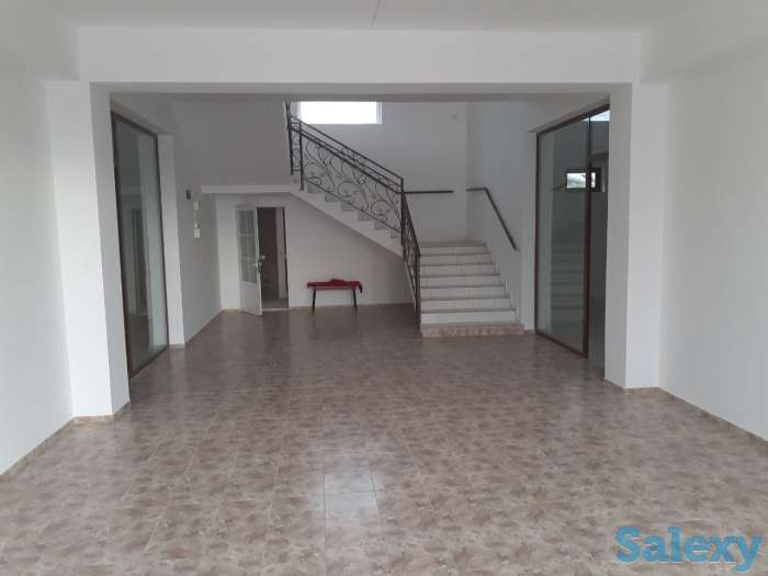 Продаётся нежелое здания в центре аккургана, на против нового рынка вдоль дороги, фотография 4