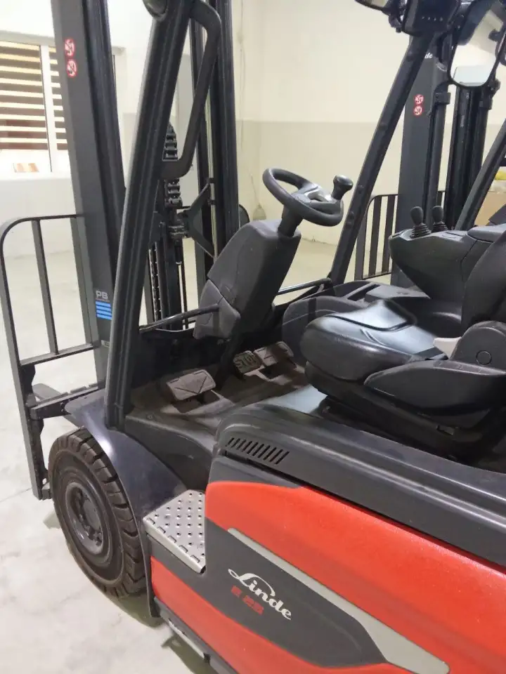 электропогрузчик Linde E 25, фотография 5