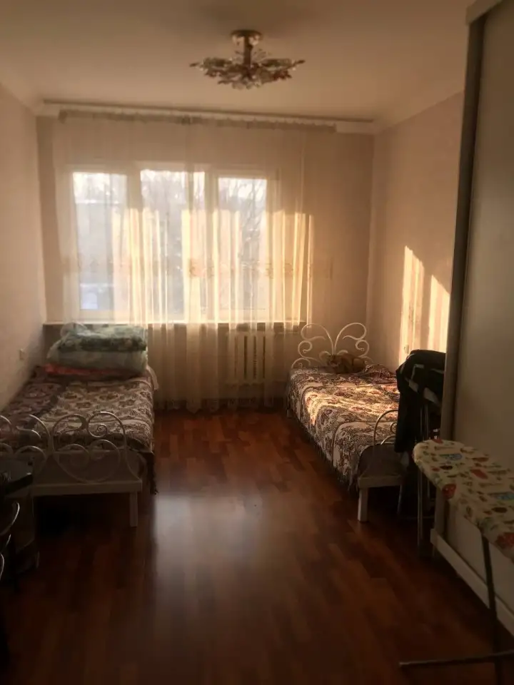 Продаю свою квартиру на Юнусабад 8 квартал 334 с ремонтом и мебель, фотография 1