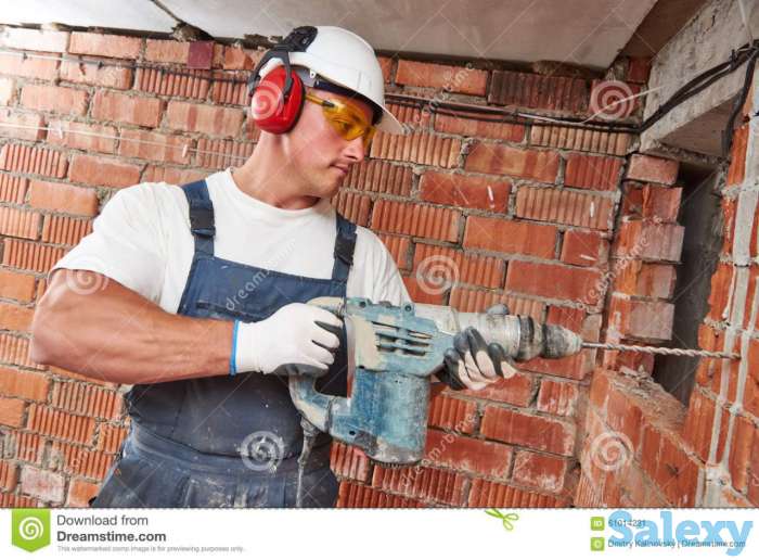 Ломаем бетон от А до Я. Копаем подвалы под балконами., фотография 1