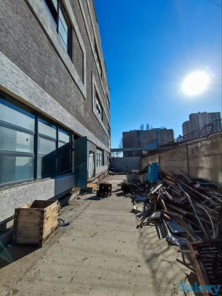 Отдельно стоящее здание,12816 м²,3-уровня+подвал,парковка 30 соток, фотография 8