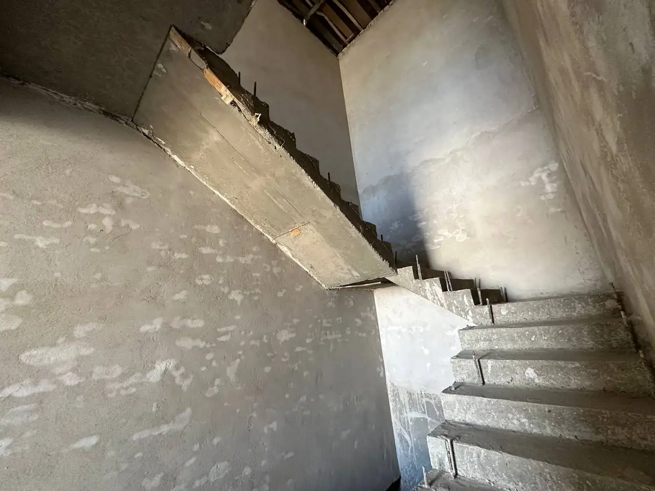 Продаётся участок 4 сотки Ор-р 5 микрорайон, фотография 2