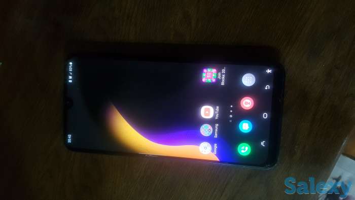 Samsung A50, фотография 1