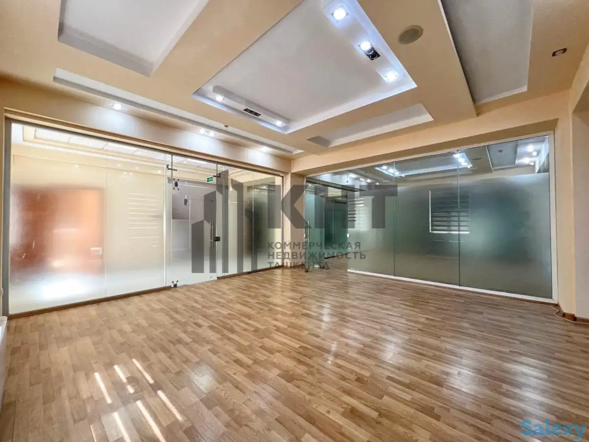 Аренда офиса. 472м2. м.Ойбек., фотография 1