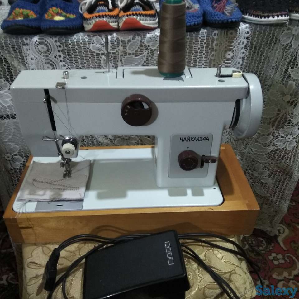 Швейная машинка электрическая, фотография 1