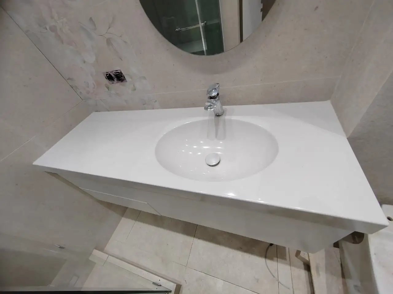 Столешницы, подоконники, раковины из камня акрил, кварц, фотография 11