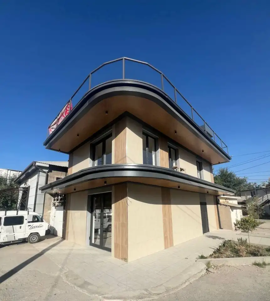 Продается отдельностоящее здание, круг Рохат, фотография 2