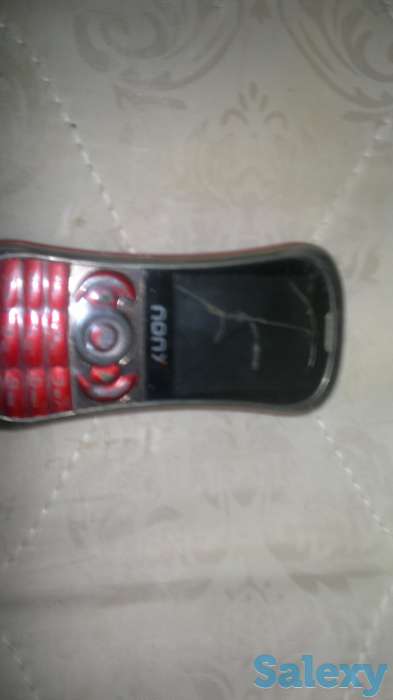 продам телефон мобильный, фотография 1