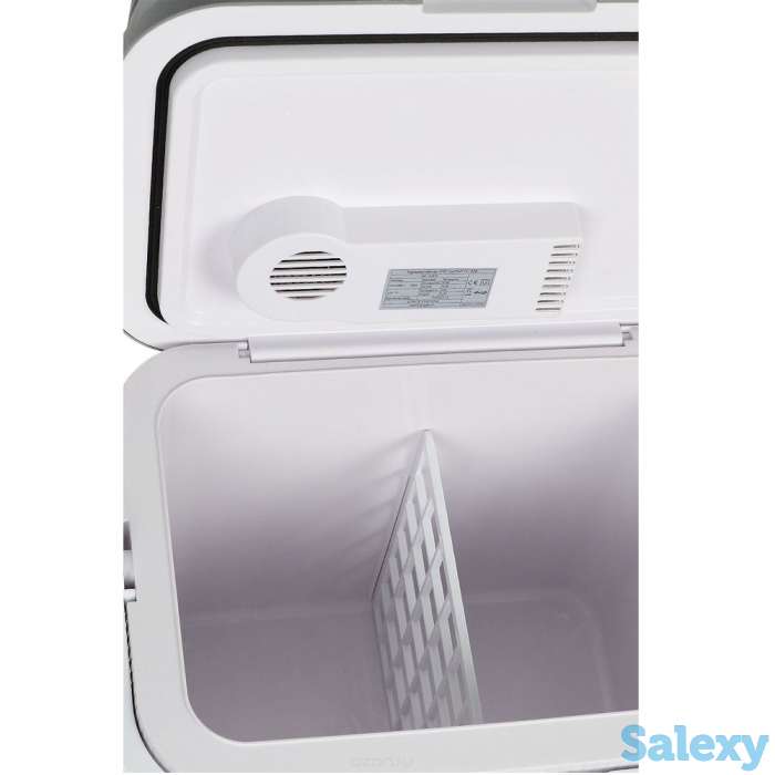 Автомобильный термоконтейнер (холодильник), фотография 2