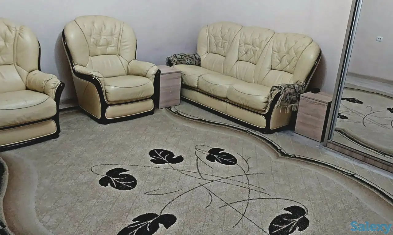 ул.Нукус,бутик Гламур,3-комнатная,4/9,75 м²,ремонт,мебель,техника, фотография 1