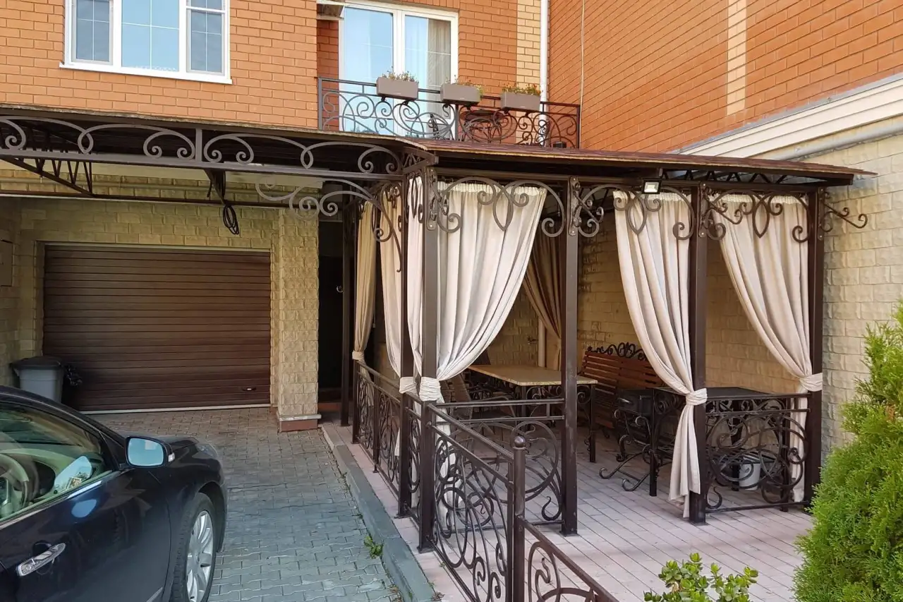 Решетки на окна, козырьки, перила, навесы, фотография 6
