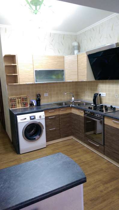 Продается 3-х комнатная квартира в районе рынка Кадышева , фотография 5