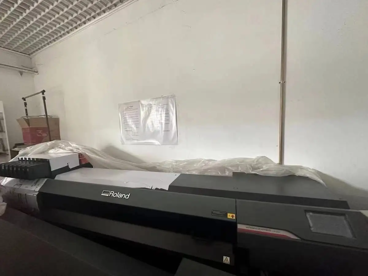Roland DGXPRESS UG-642 UV Printer/Cutter, фотография 2