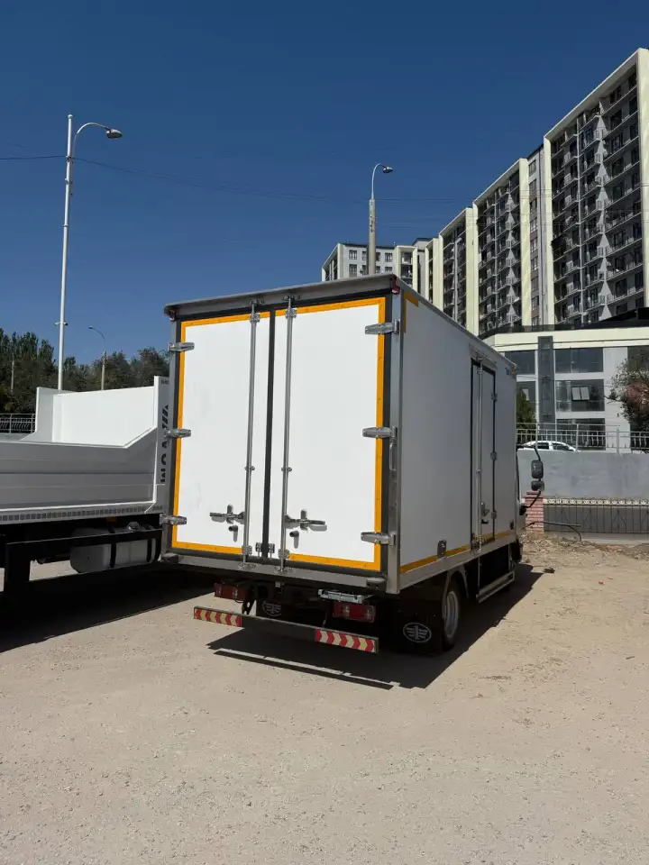 Автофургон рефрижератор FAW Tiger VR -20C 2 т дизель, фотография 2