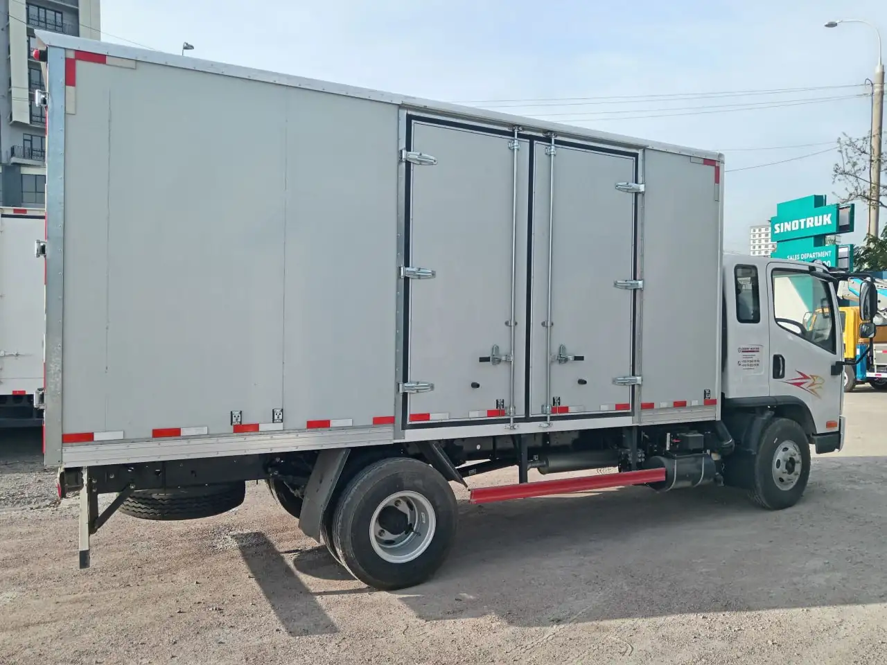 Автофургон промтоварный FAW Tiger V 21,6м3, фотография 6