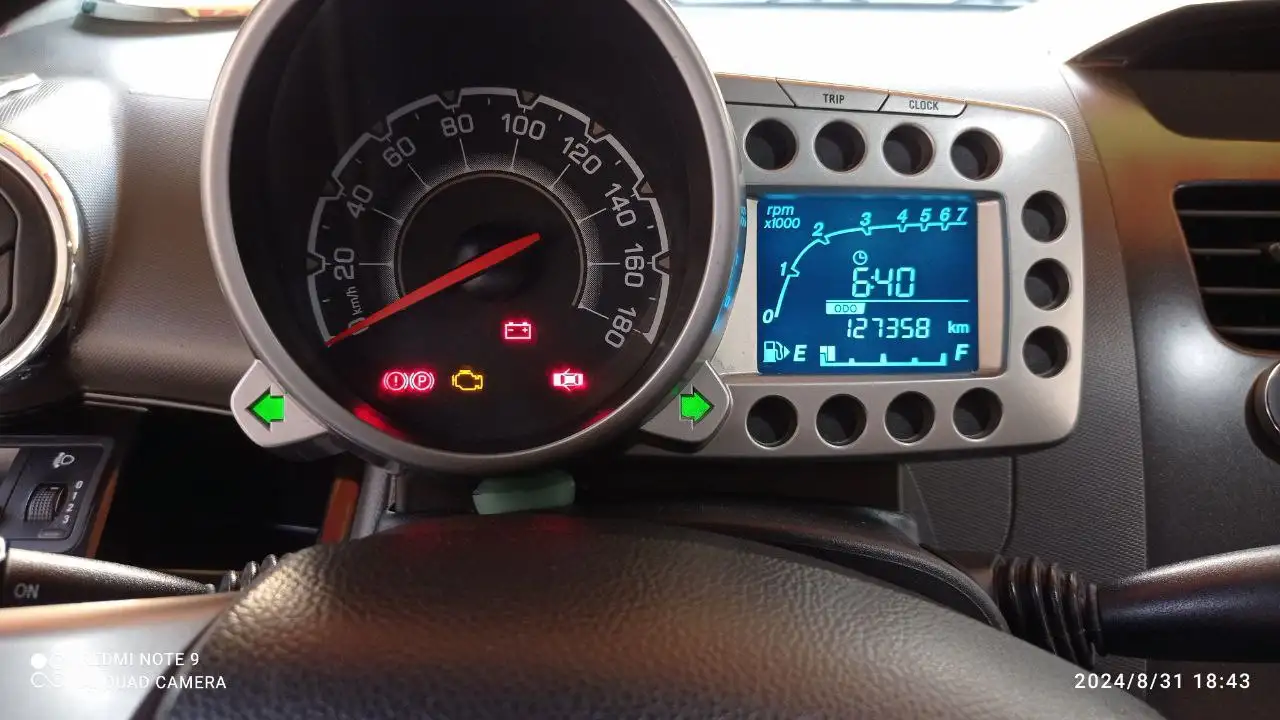 Продаю  СПАРК пробег 128 000 км, механика, пропан-бензин, фотография 4