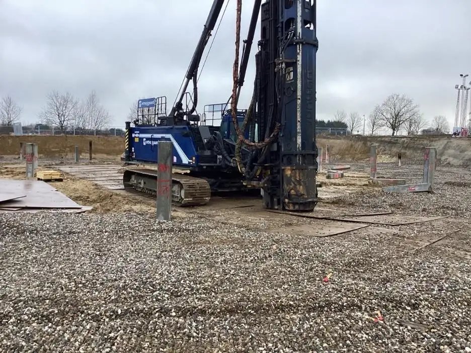 Сдается в аренду  Продается: БУ Сваебойная установка Junttan PMx22 1719  Гидромолот SHK 56, фотография 2