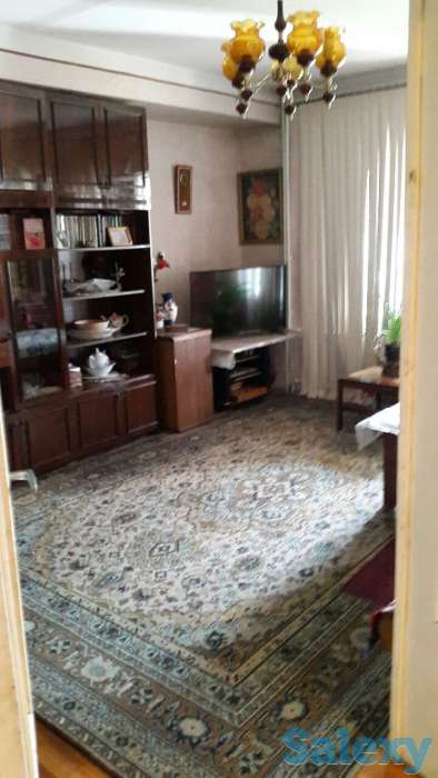 Метро Ойбек (напротив Angels Food), Улица Афрасияб 41 