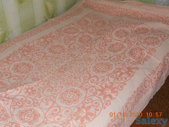 Продажа покрывал, фотография 1