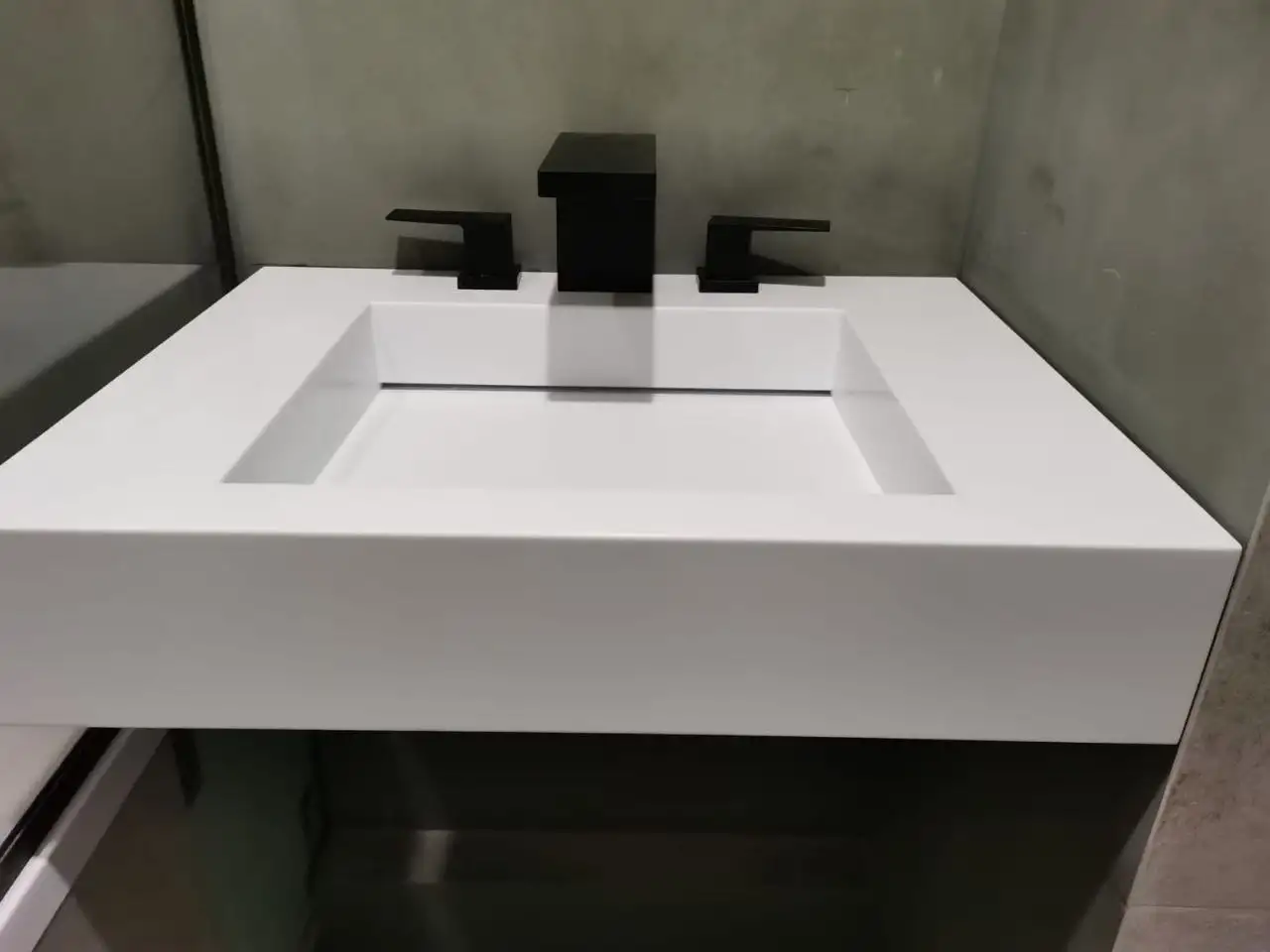 Столешницы, подоконники, раковины из камня акрил, кварц, фотография 7