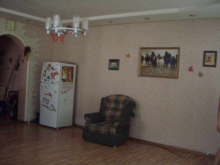 Продам свой новый2-х эт кирпичный дом. Стадион старт, фотография 2