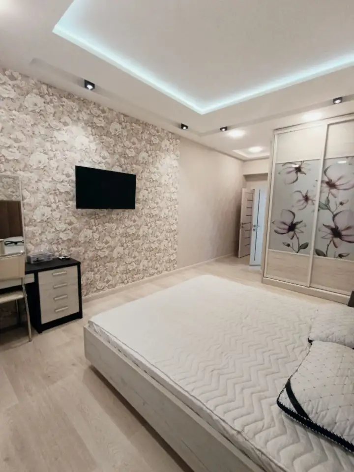 3-комнатная квартира в жилом комплексе Мадрид, Улица Мукими, фотография 4