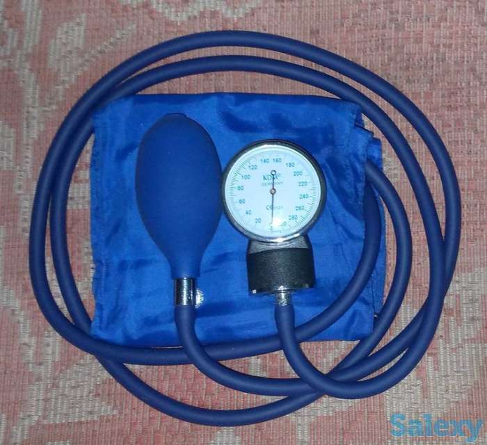 Тонометр KDM механического типа, фотография 1