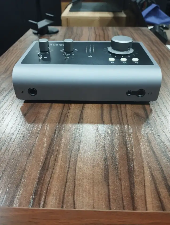 Audient ID14 Звуковая карта, фотография 2