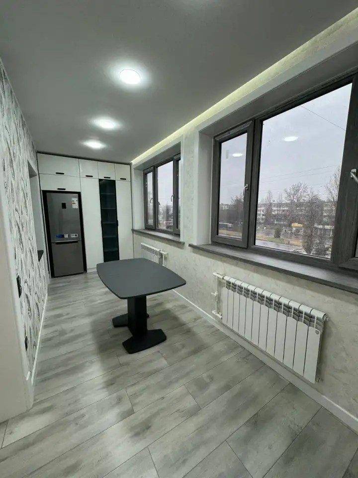 Продаётся квартира с дизайнерским  евроремонтом, фотография 2