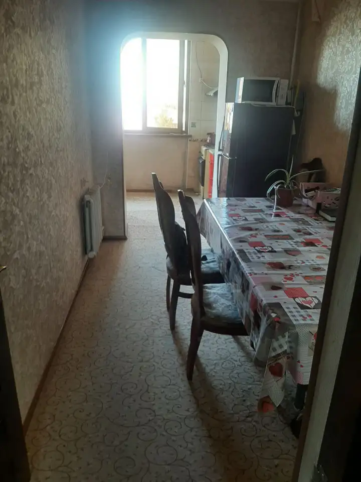 Сдаю квартиру 2/4/4 Юнусабад-5 ресторан Шохсарой, фотография 5