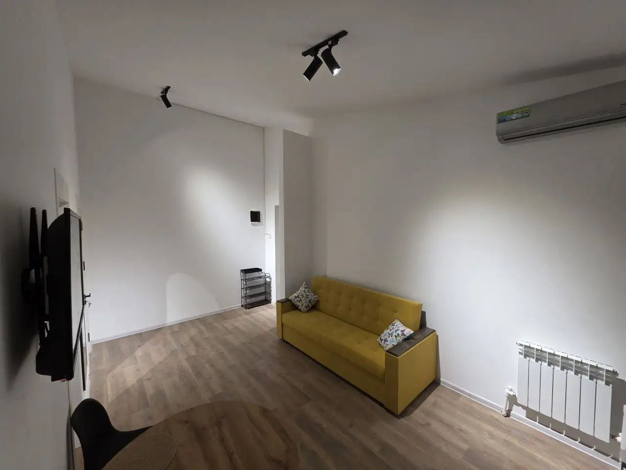 Сдаю квартиру по суточно, Миробадский район, фотография 2