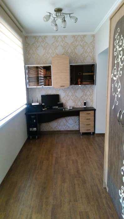 Продается 3-х комнатная квартира в районе рынка Кадышева , фотография 2