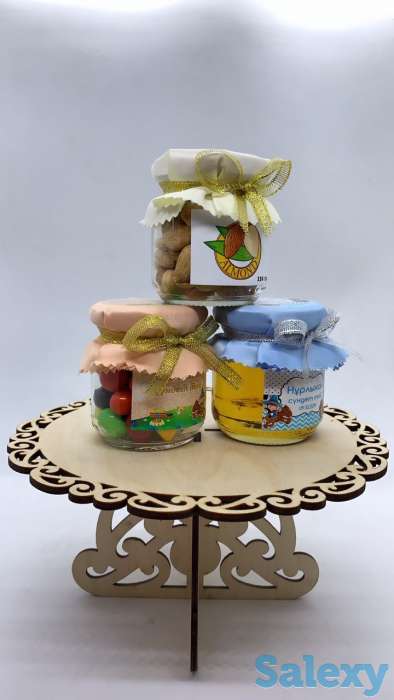 Той бастар, фотография 1