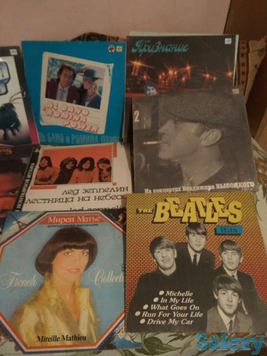 Продам сувенирные рога изобилия, рога оленя, часы с боем, пластинки, марки почтовые разные., фотография 4