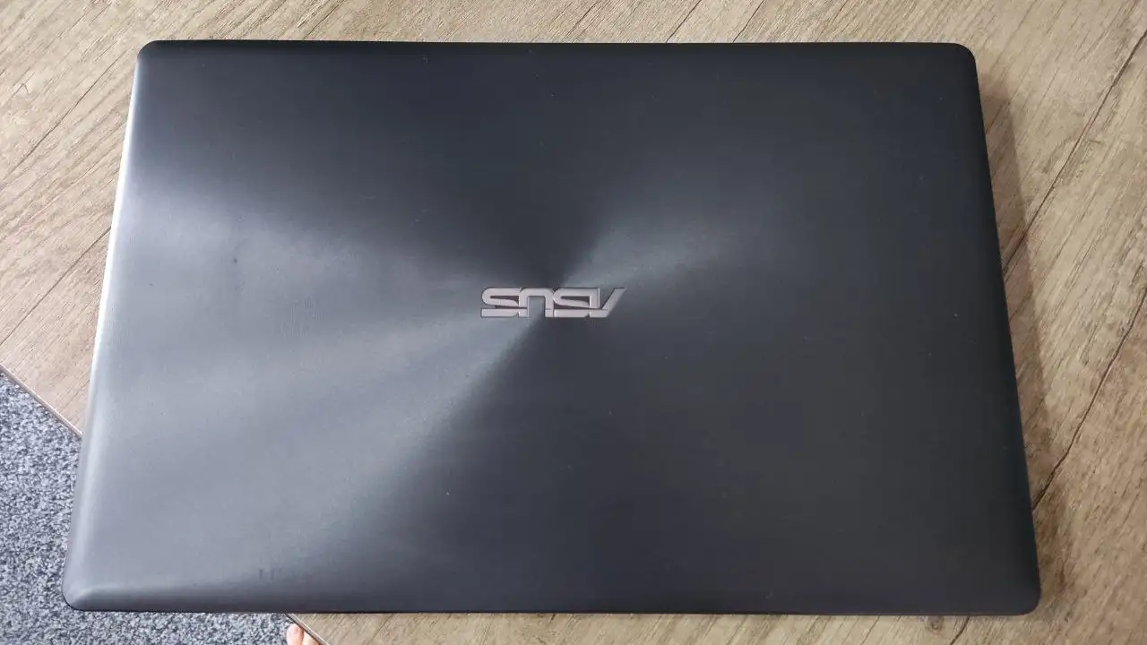 Noutbook ASUS X550C, фотография 7