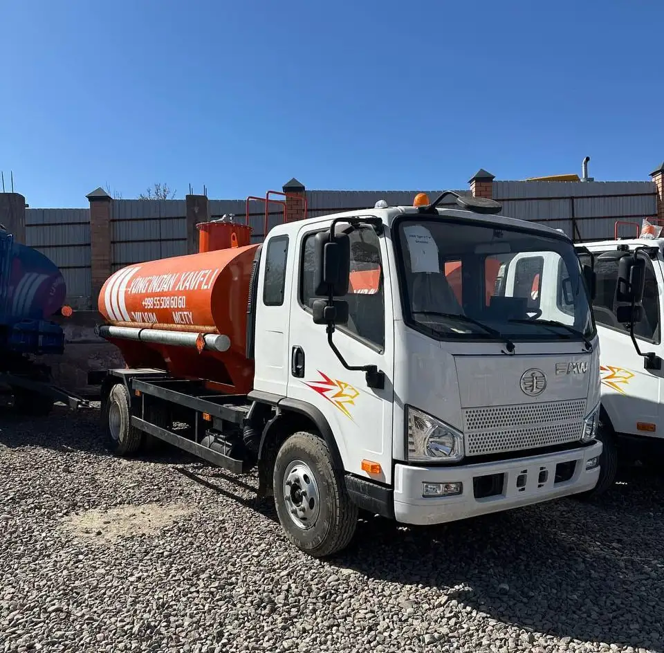 Автотопливозаправщик Бензавоз 7m FAW Tiger V, фотография 1