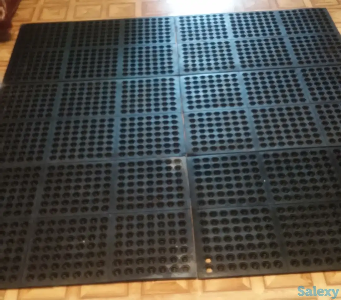 резиновые перфорированные противоскользящие коврики, фотография 2