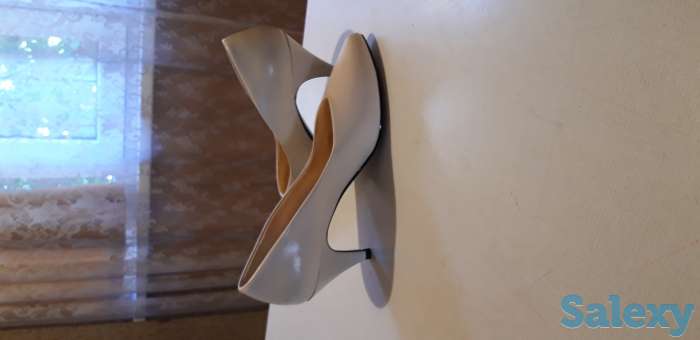 Абсолютно новые женские туфли,размер 36,5, фотография 2