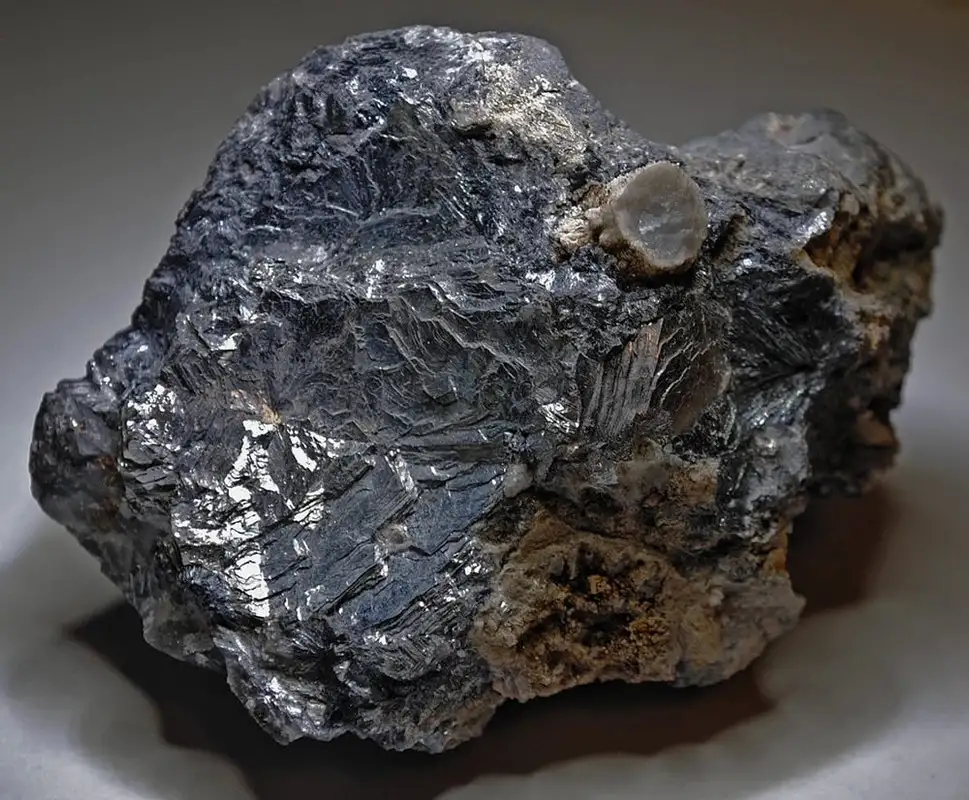 Сурьма: гранулы, фотография 1