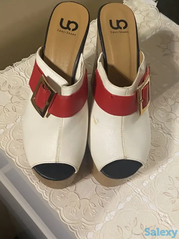 Женская обувь, фотография 1