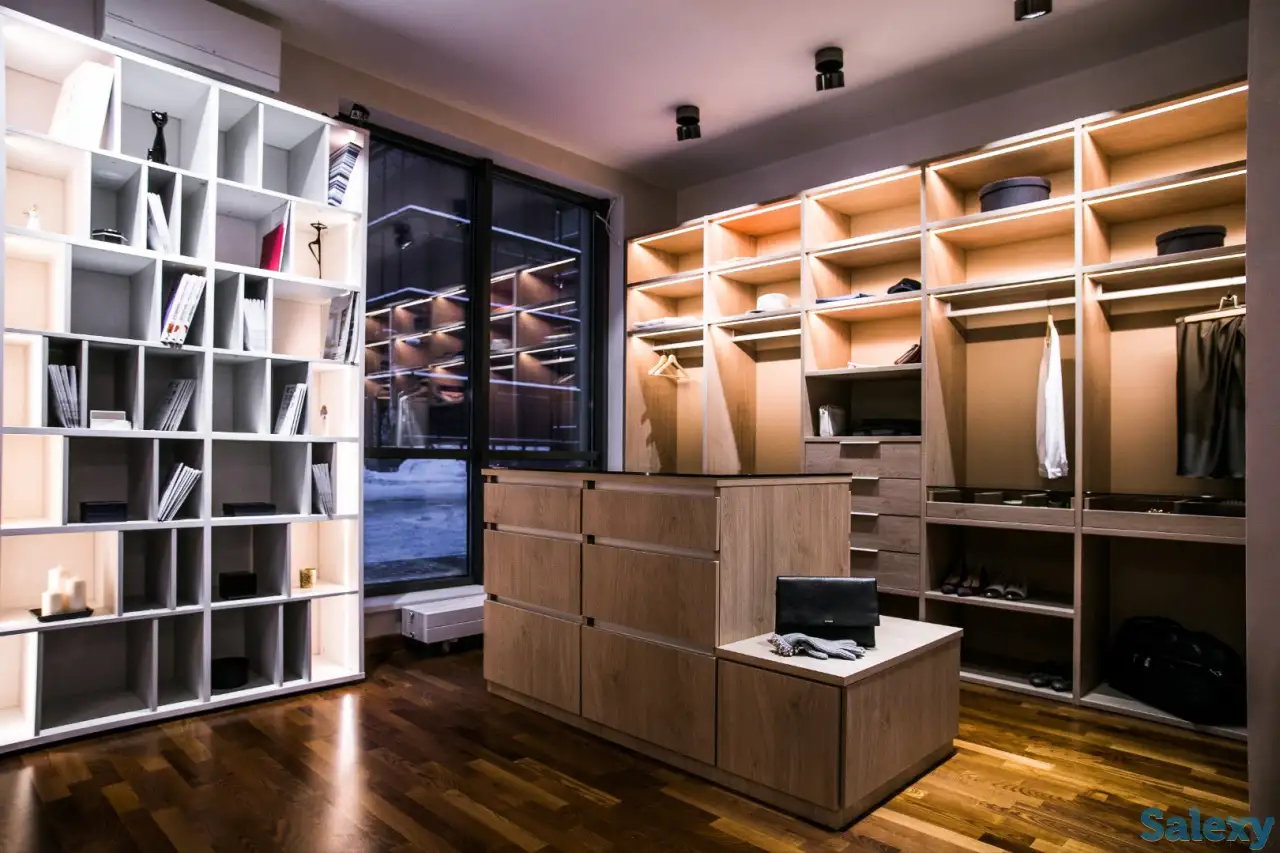 Торговые стеллажи и витрины для магазинов, аптек и торговых точек, фотография 1