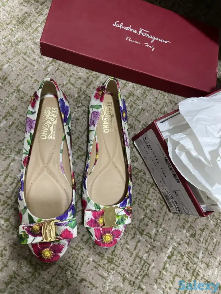 Продам новые балетки Salvatore Ferragamo, фотография 2