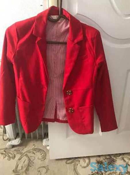 Пиджак на девочку 11-12 лет, фотография 1