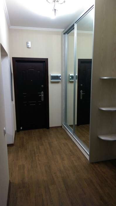 Продается 3-х комнатная квартира в районе рынка Кадышева , фотография 4