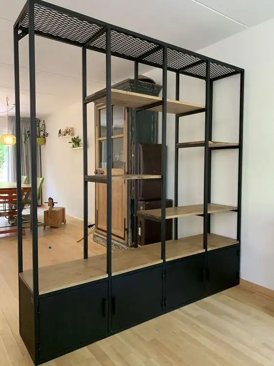 Торговые стеллажи, полки витрины, фотография 14