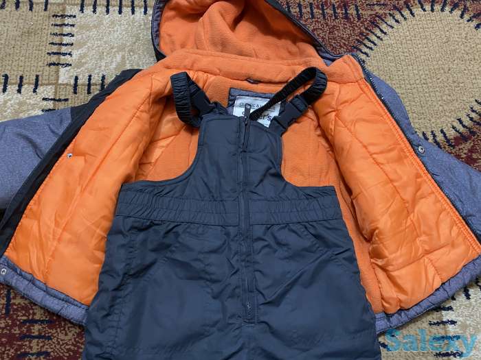 Продаю комбинезон с курткой, фотография 1