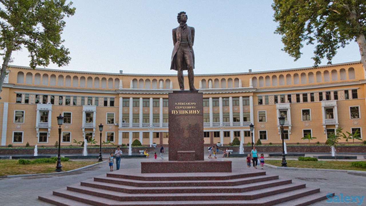 Земельный участок с домами 30 соток под бизнес в Яккарайском районе Аския Парк Бобура, фотография 1