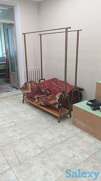 продаю витрину для одежды, фотография 1